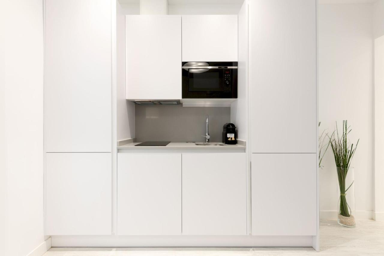 1 Bedroom 1 Bathroom- Lavapies- Minty Stay- Ave Maria Madrid Exterior photo