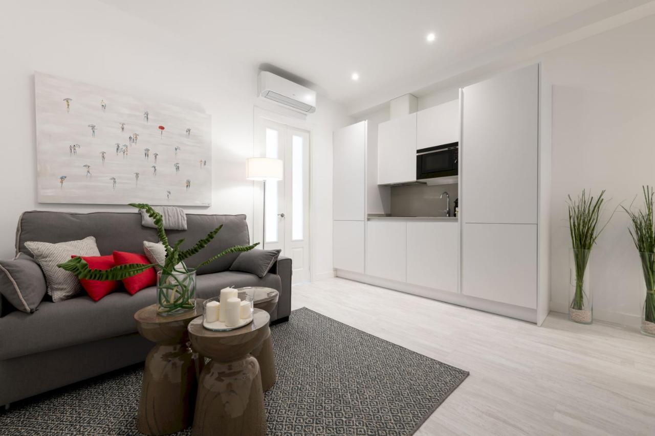 1 Bedroom 1 Bathroom- Lavapies- Minty Stay- Ave Maria Madrid Exterior photo